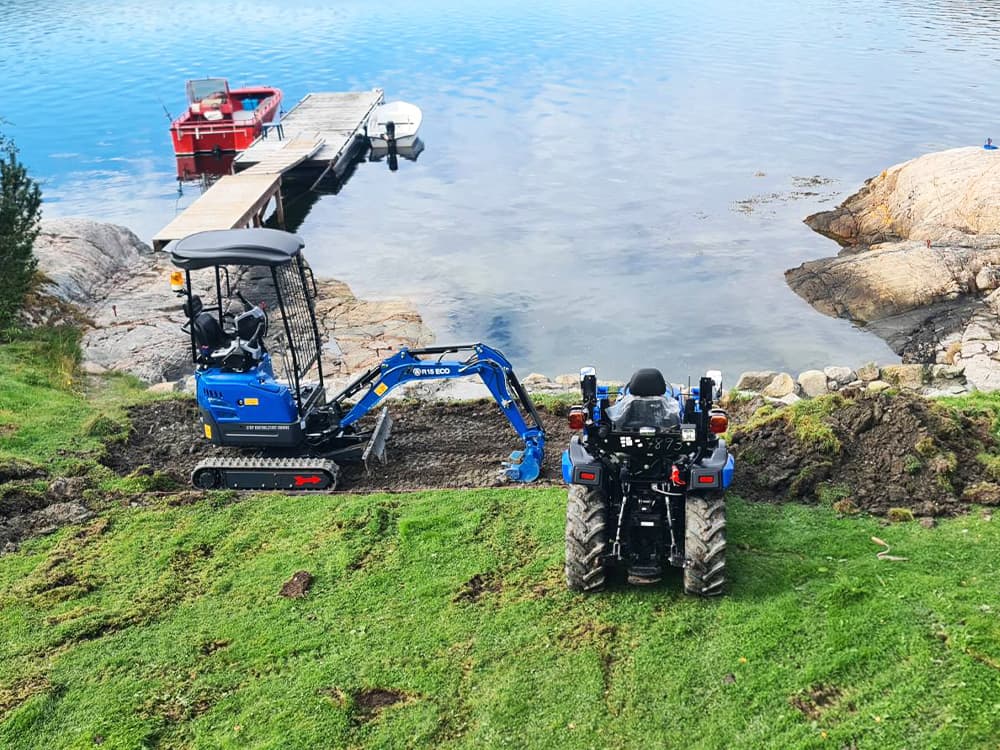 mini excavator for sale.jpg